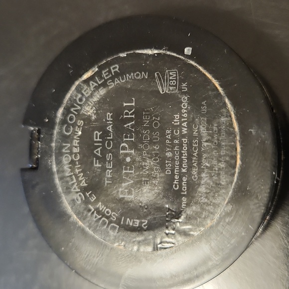 Eve Pearl Dual Concealer - Picture 2 of 3